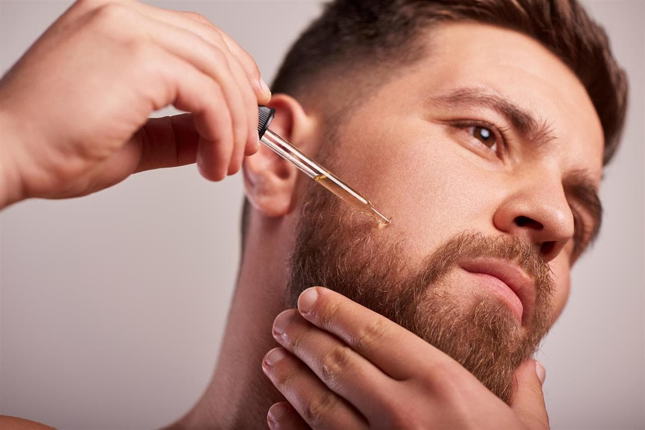 Afeitado de barba e produtos para o coidado da pel